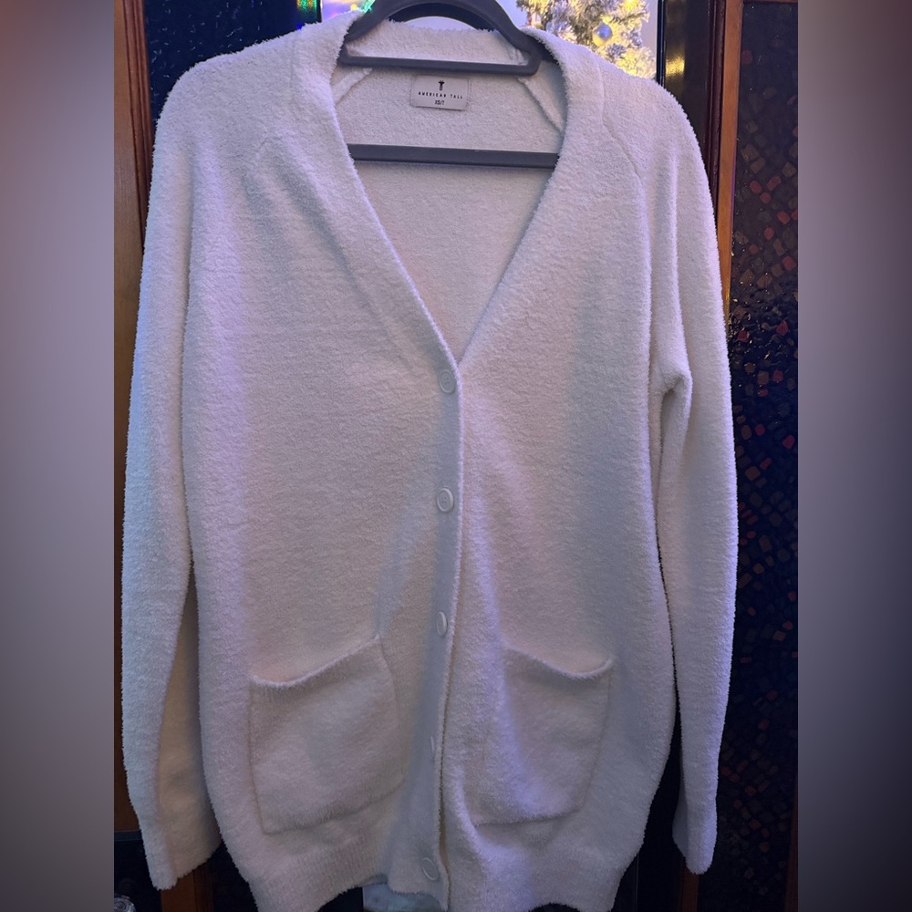 Elegant Cream Women's Cardigan